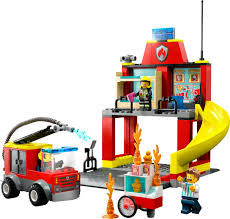 LEGO City Brandstation med Brandbil och Minifigurer