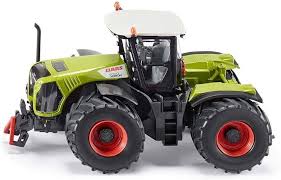 Claas Xerion 5000 Traktor i Skala 1:32